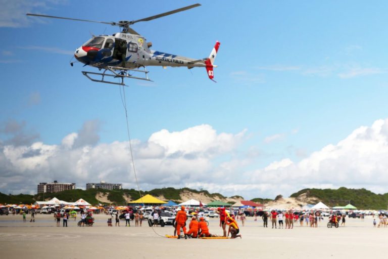 Treinamento simulado: Bombeiros Militares treinam resgate e salvamento em  altura em Tubarão