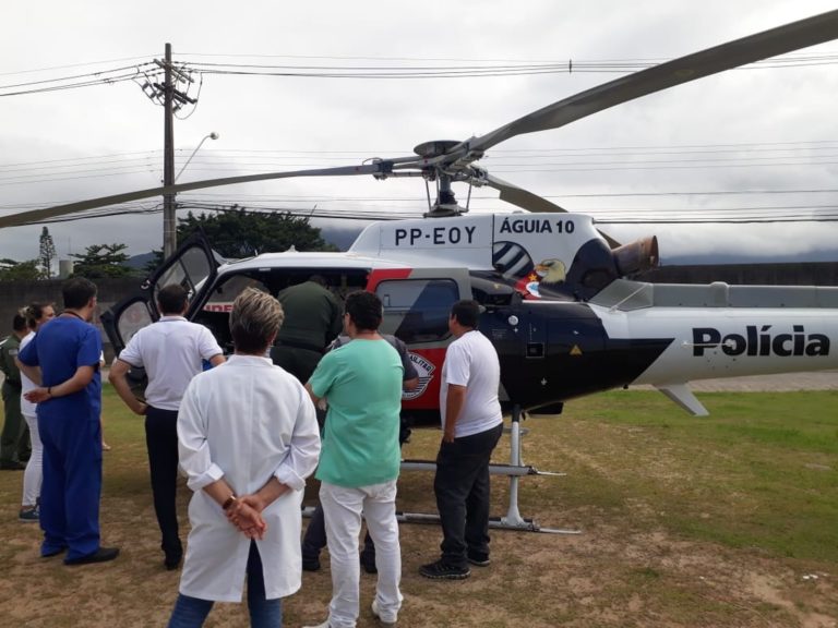 Helicóptero com indígenas cai em zona de mata no Acre, e todos sobrevivem